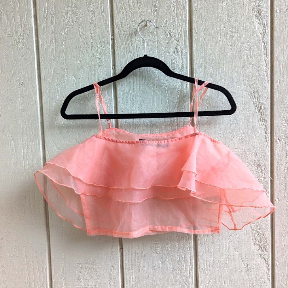 Misspap ruffle front light pink crop tank 6
